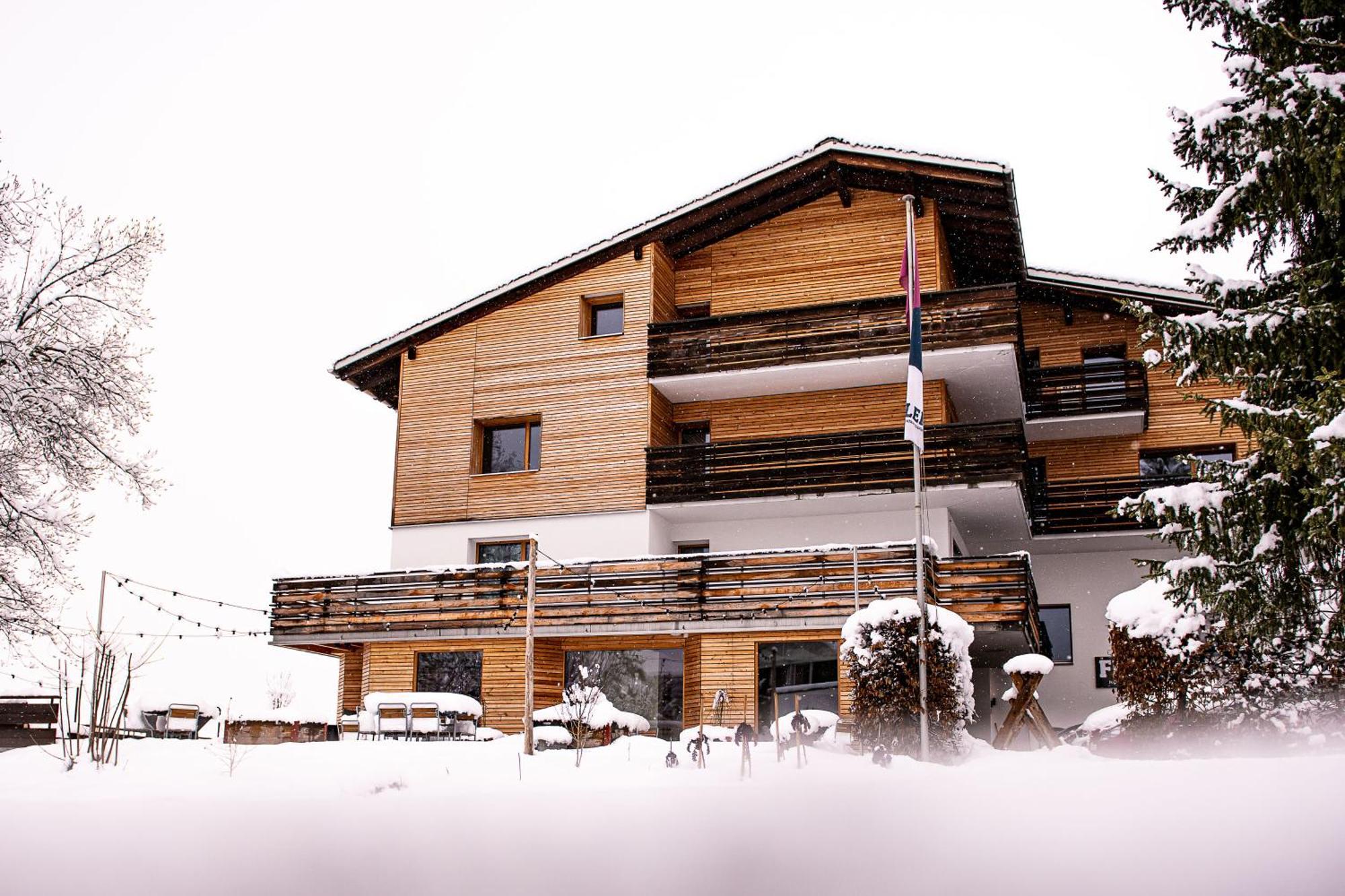 Flem Mountain Lodge ฟลิมส์ ภายนอก รูปภาพ